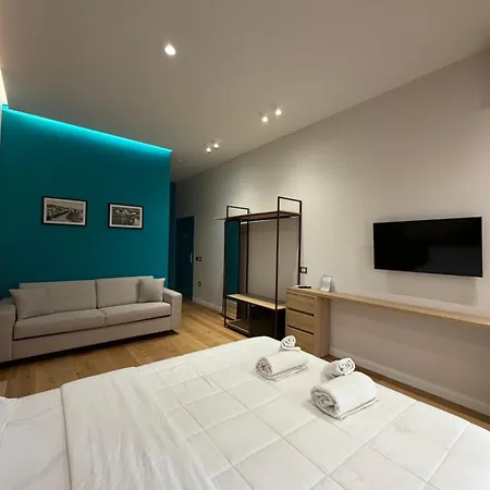 Xhani Boutique Гостевой дом 3*